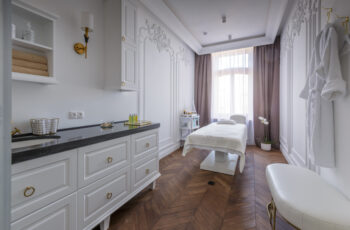 Ремонт и мебель для The Club Spa «Anne Semonin»